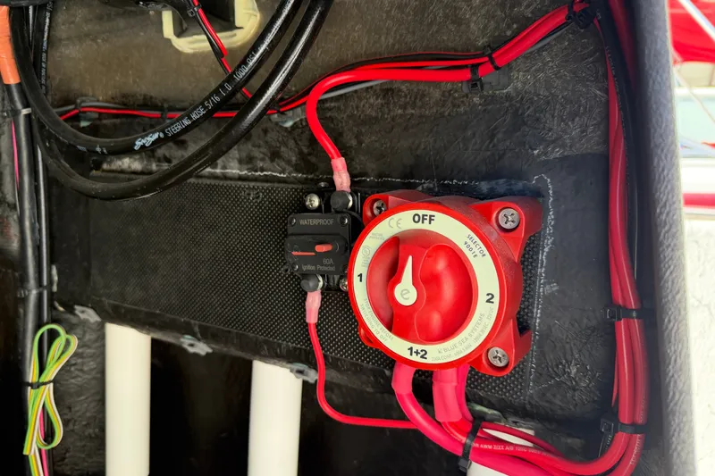 Slide: The Image of Electrical panel with red switch and wiring in 2026 Skuta 21 Tournament V boat. - 39
