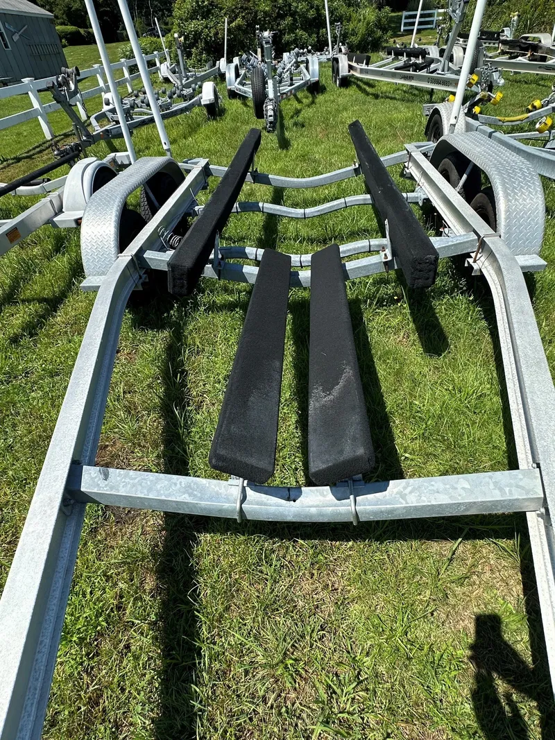 Slide: The Image of Parker Marine SE 2100 2017 - 28