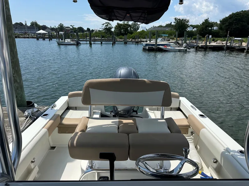 Slide: The Image of Parker Marine SE 2100 2017 - 25