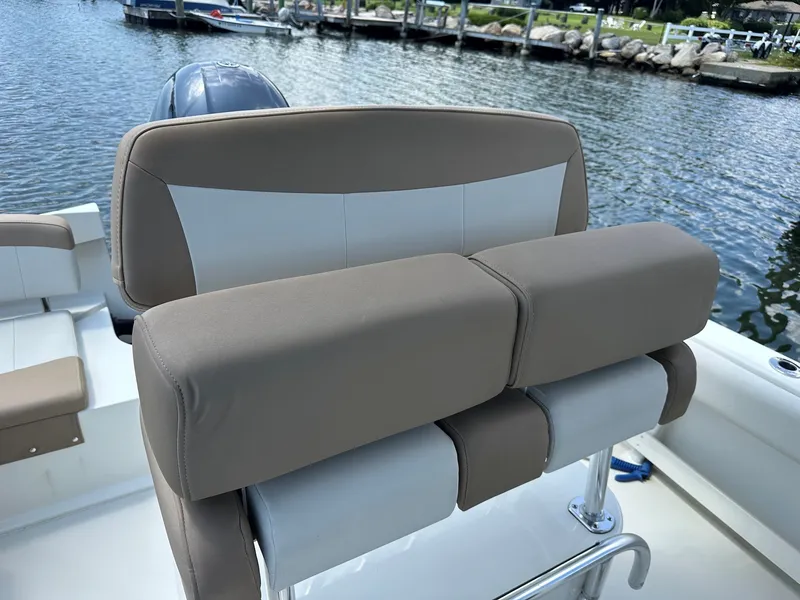 Slide: The Image of Parker Marine SE 2100 2017 - 23