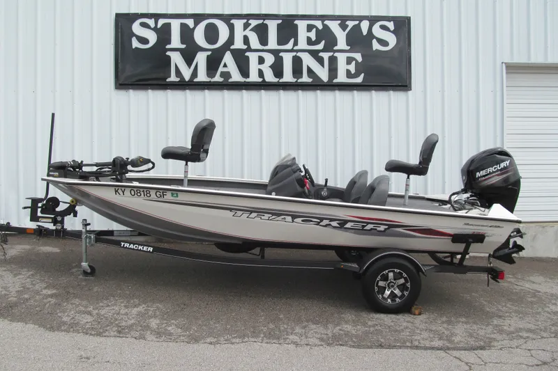 The Image of 2019 Tracker Pro Team 175 TXW Tournament Edition boat at Stokley's Marine. - 1