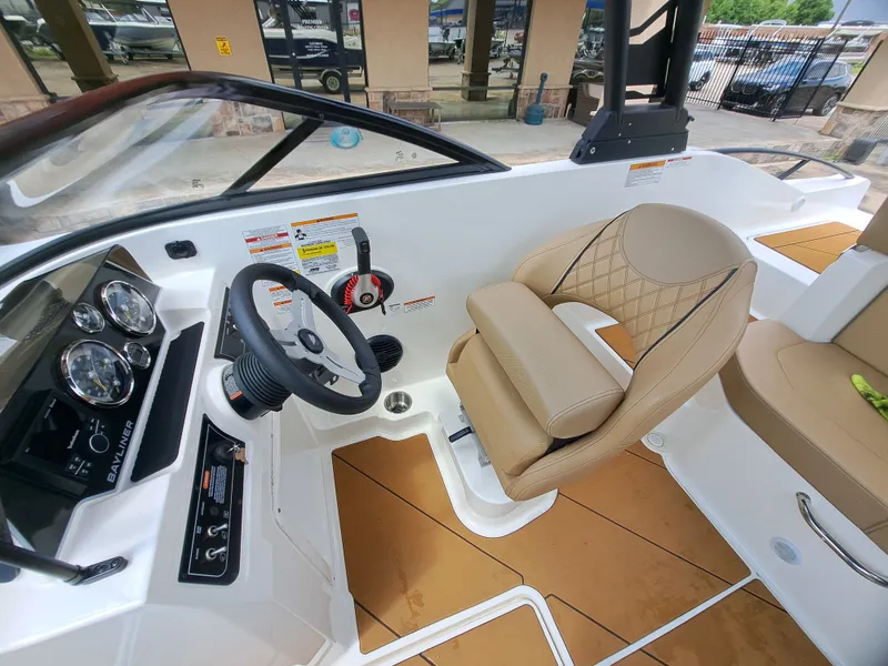 Slide: The Image of Bayliner D20I 2026 - 25
