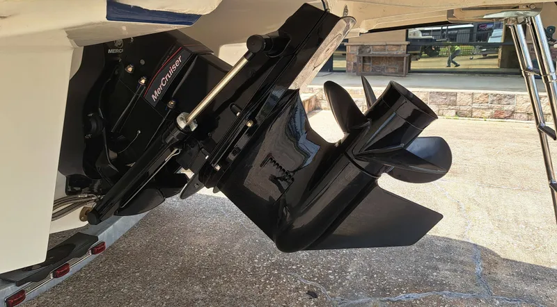 Slide: The Image of Bayliner D20I 2026 - 12