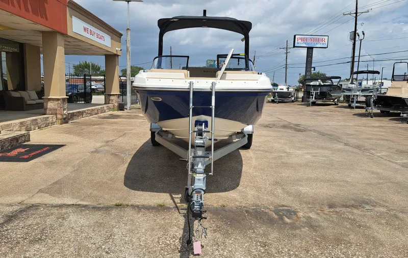 Slide: The Image of Bayliner D20I 2026 - 6
