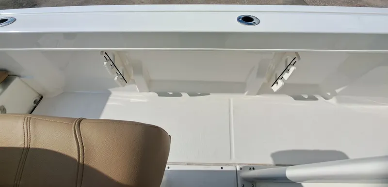 Slide: The Image of Bayliner Trophy T22CC 2026 - 28
