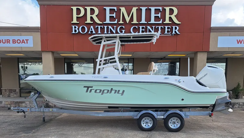 The Image of Bayliner Trophy T22CC 2026 - 1