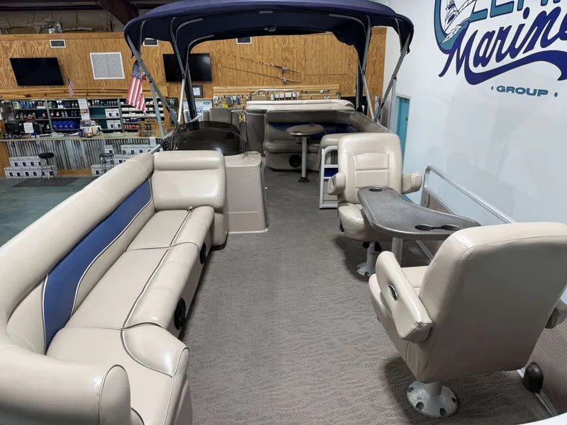 Slide: The Image of Premier 250 Legend 2007 - 9