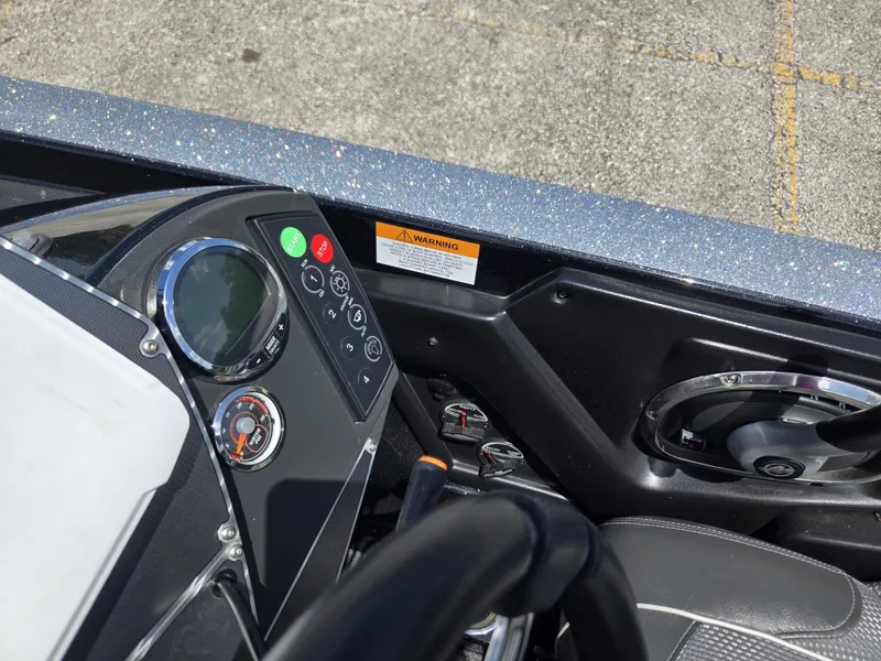 Slide: The Image of Ranger 521C 2018 - 21