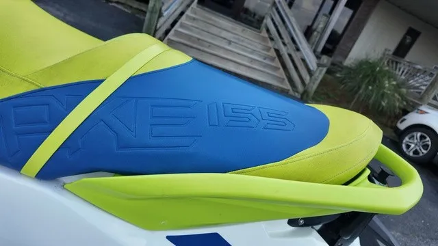 Slide: The Image of Sea-Doo Wake 2017 - 18