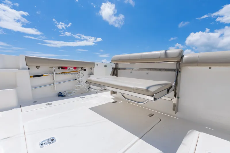 Slide: The Image of Pursuit OS 325 Offshore 2016 - 14