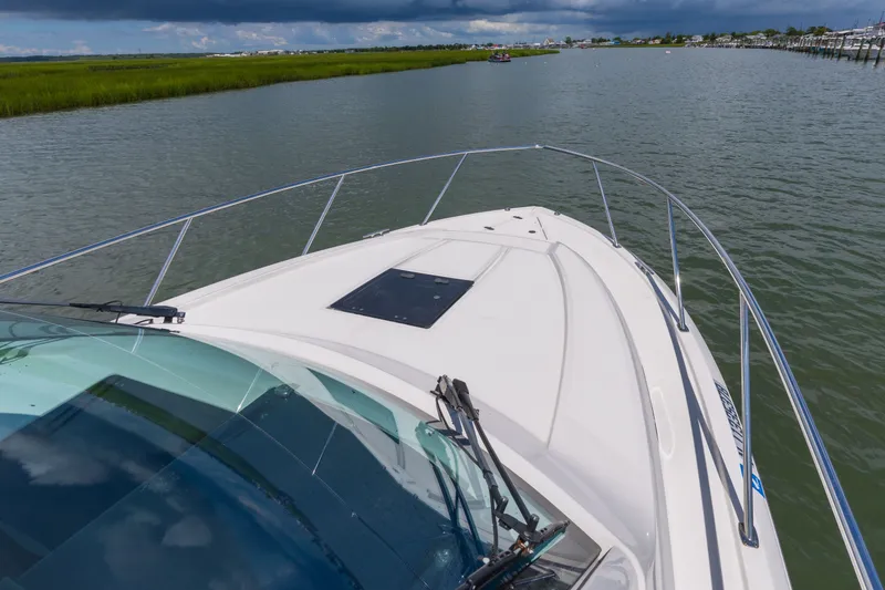 Slide: The Image of Pursuit OS 325 Offshore 2016 - 39