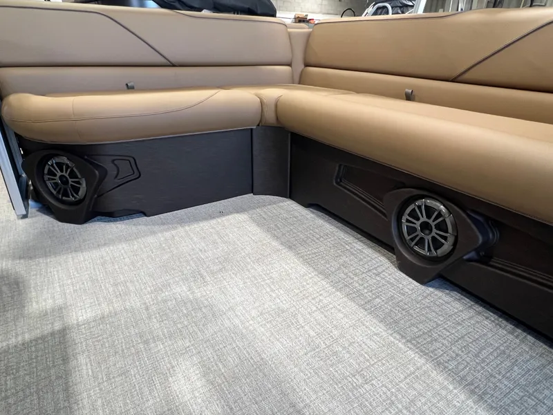 Slide: The Image of Tahoe Sport 2180 Cruise & Honda 4-Stroke EFI 2026 - 23