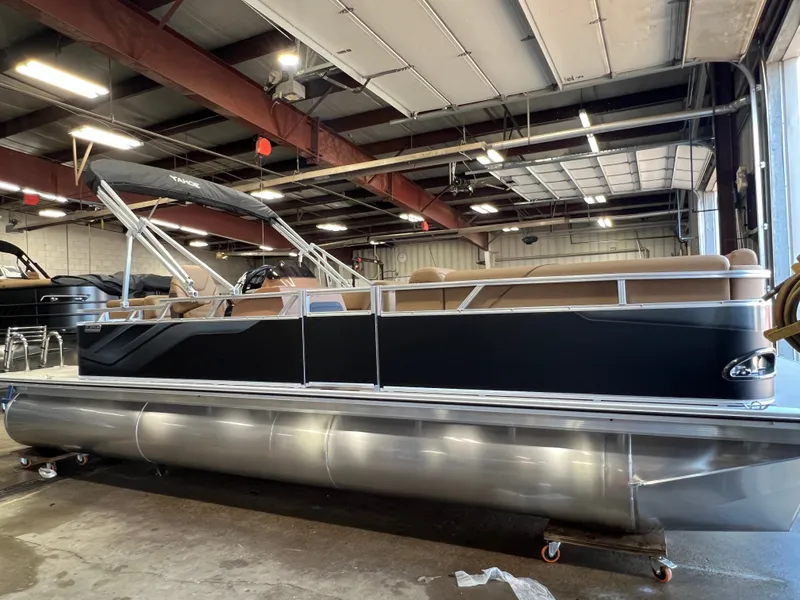 Slide: The Image of Tahoe Sport 2180 Cruise & Honda 4-Stroke EFI 2026 - 31