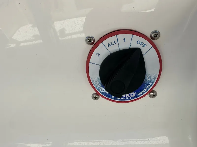 Slide: The Image of Sea Fox 228 Commader 2020 - 86