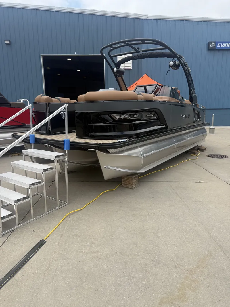 The Image of Avalon 23' Excalibur LTD Quad lounge Shift Windshield w/ 300HP Mercury! 2027 - 1