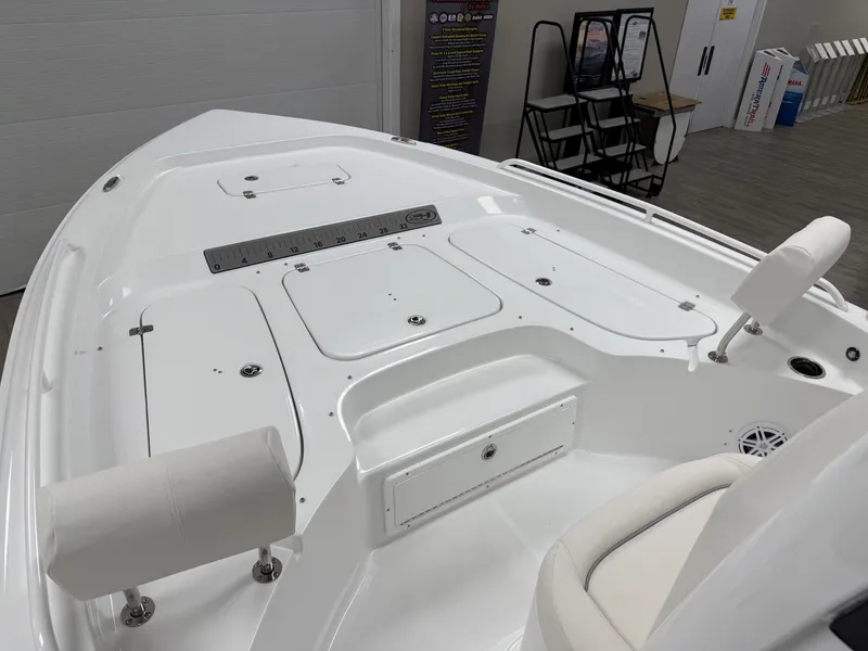 Slide: The Image of Sea Hunt BX25FS 2027 - 5