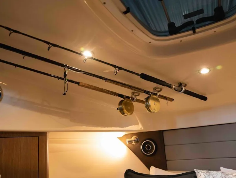 Slide: The Image of Boston Whaler 315 CONQUEST PH 2019 - 23