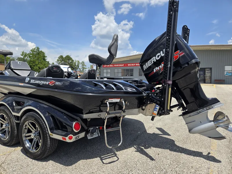 Slide: The Image of Ranger 521C 2018 - 7