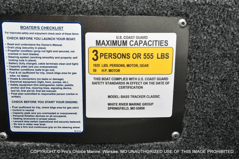 Slide: The Image of Tracker Bass Tracker Classic Limited 2027 - 50