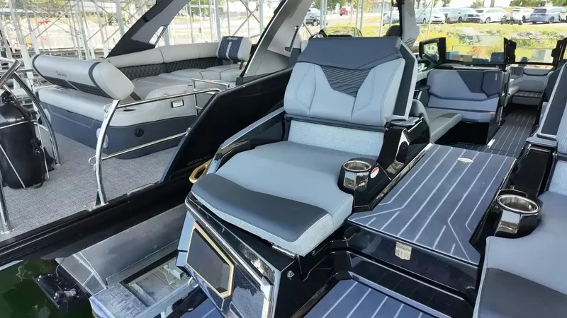 Slide: The Image of MasterCraft X24 2027 - 70