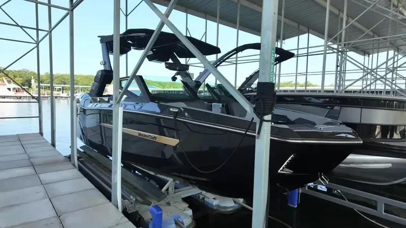 The Image of MasterCraft X24 2027 - 1