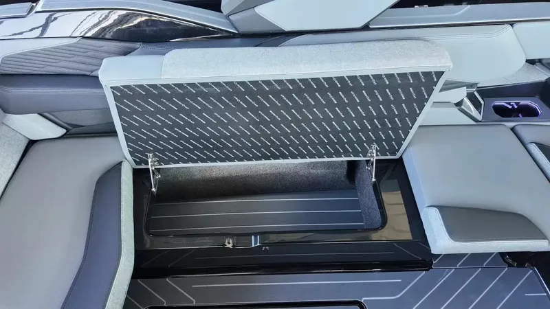 Slide: The Image of MasterCraft X24 2027 - 54