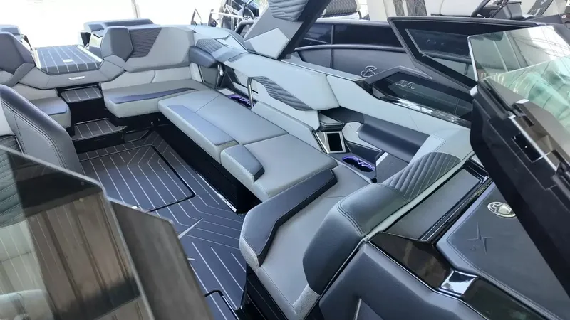 Slide: The Image of MasterCraft X24 2027 - 37