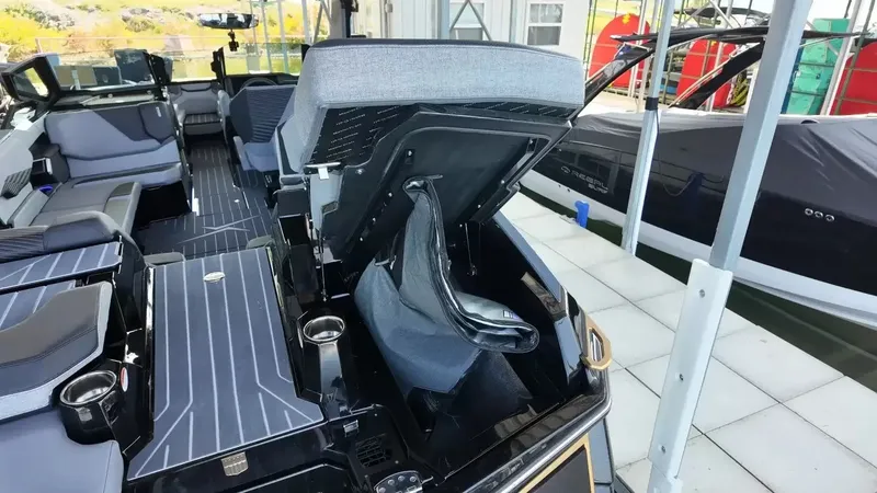 Slide: The Image of MasterCraft X24 2027 - 73
