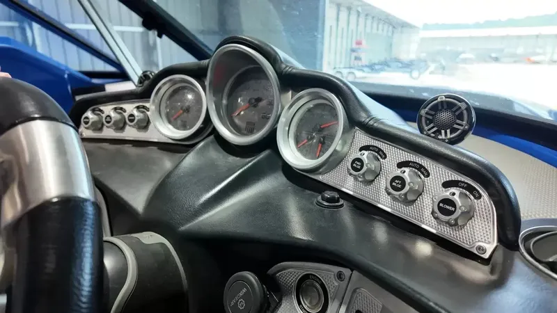 Slide: The Image of MasterCraft X26 2016 - 36