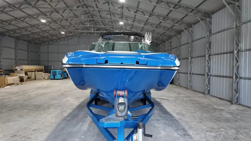 Slide: The Image of MasterCraft X26 2016 - 17