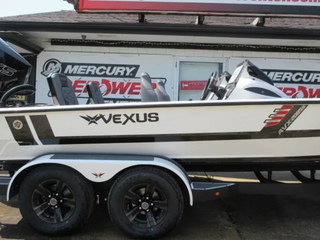 Slide: The Image of Vexus Avx2085s /Mercury 250XL Proxs 4Stroke / 2027 - 2
