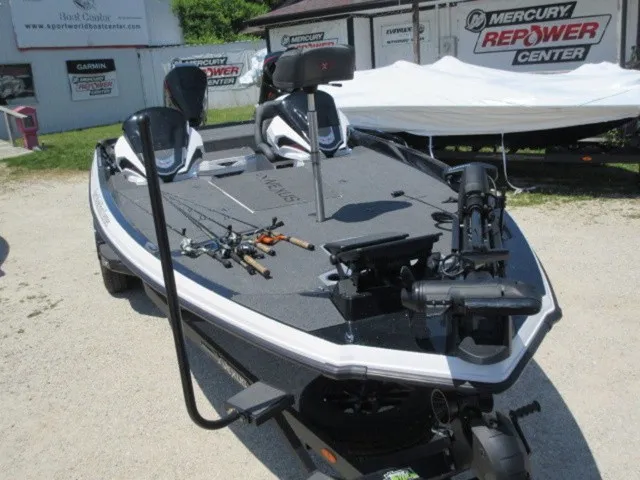 Slide: The Image of Vexus VXS21 / Mercury 300L Racing TM / Trailer 2026 - 13