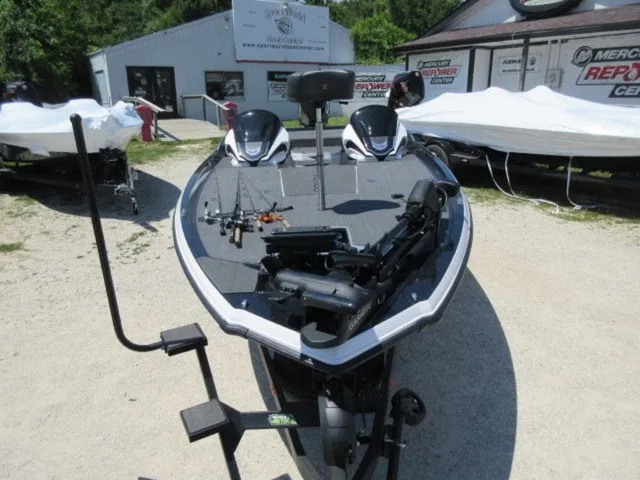 Slide: The Image of Vexus VXS21 / Mercury 300L Racing TM / Trailer 2026 - 10