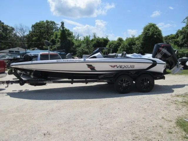 Slide: The Image of Vexus VXS21 / Mercury 300L Racing TM / Trailer 2026 - 2