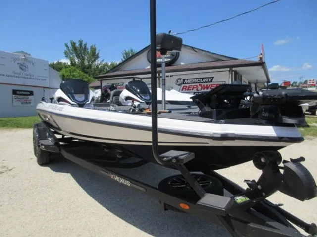 Slide: The Image of Vexus VXS21 / Mercury 300L Racing TM / Trailer 2026 - 5