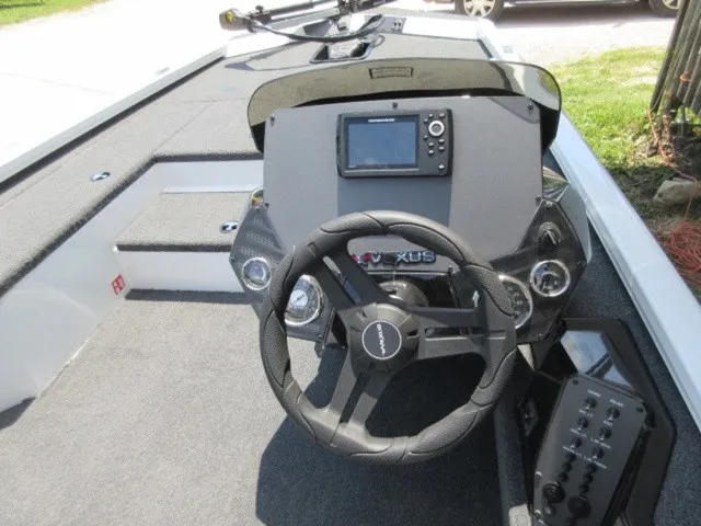 Slide: The Image of Vexus AVX189 Defender / Mercury 115 Proxs 4-St 2026 - 14