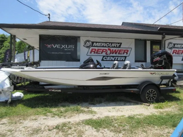 The Image of Vexus AVX189 Defender / Mercury 115 Proxs 4-St 2026 - 1