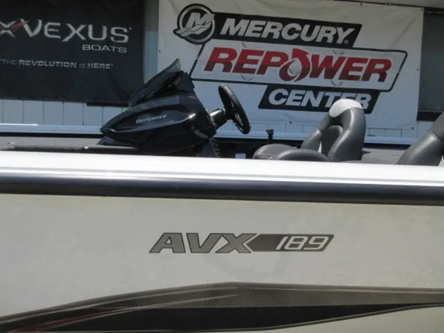 Slide: The Image of Vexus AVX189 Defender / Mercury 115 Proxs 4-St 2026 - 6