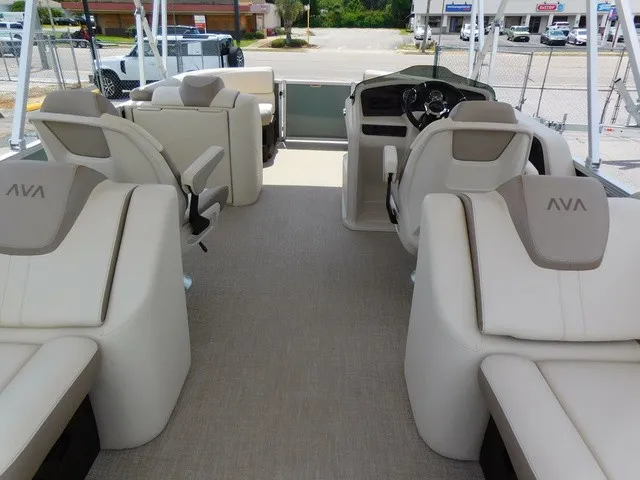 Slide: The Image of Avalon LSZ Quad Lounge - 23' 2027 - 5