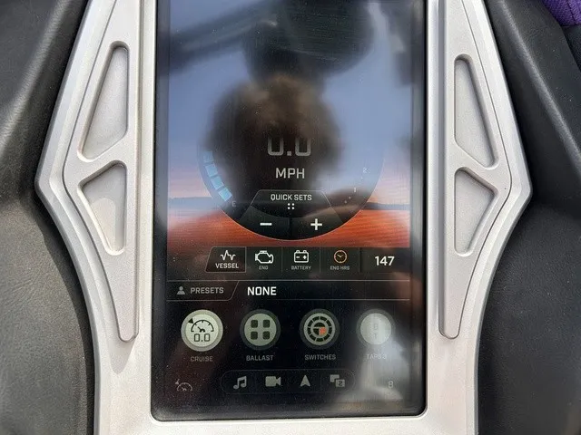 Slide: The Image of Tigé RZX2 2018 - 31