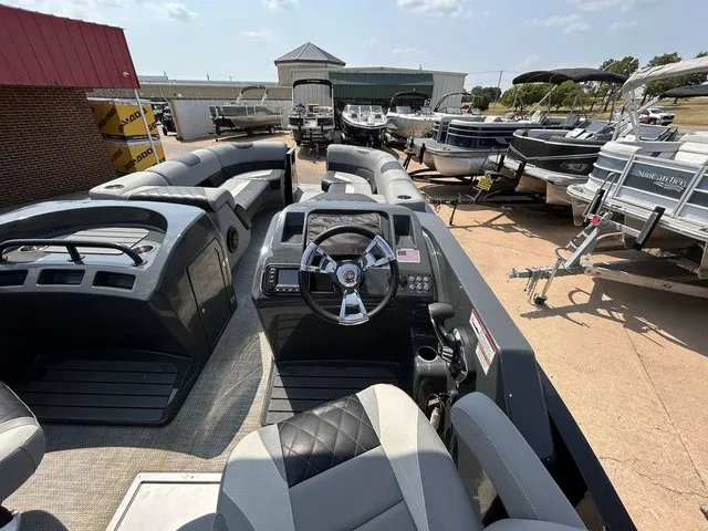 Slide: The Image of Massimo T27 Limited 2023 - 22