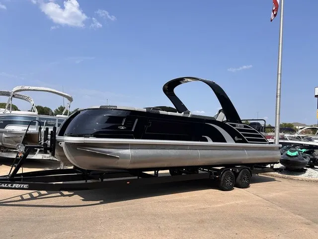 Slide: The Image of Massimo T27 Limited 2023 - 2