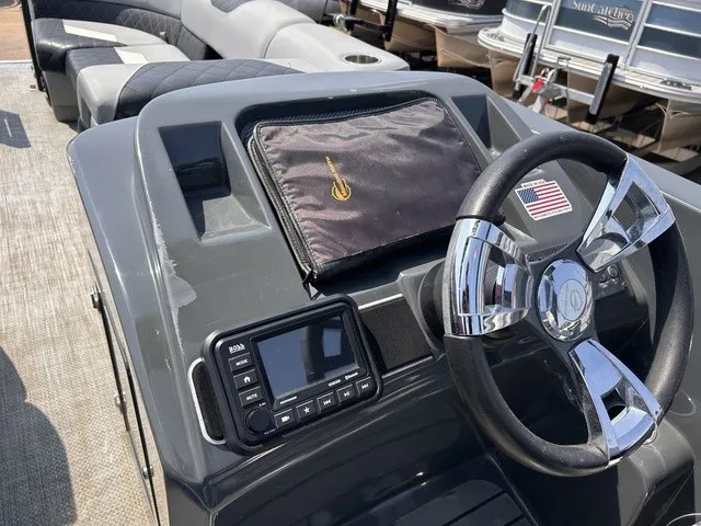Slide: The Image of Massimo T27 Limited 2023 - 23