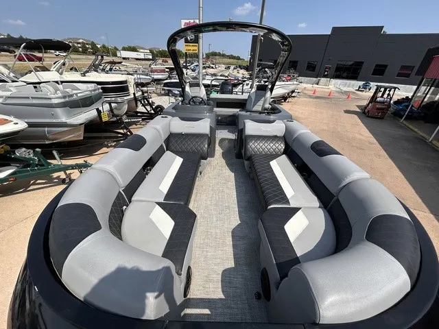Slide: The Image of Massimo T27 Limited 2023 - 15