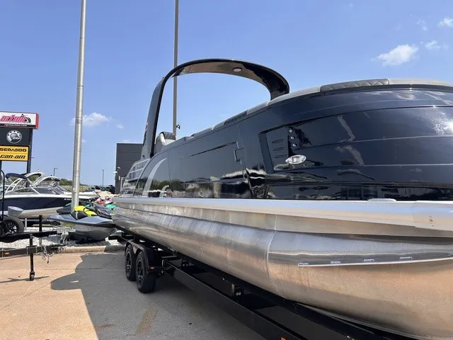 Slide: The Image of Massimo T27 Limited 2023 - 6