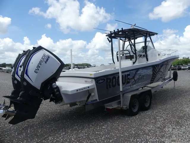 Slide: The Image of Dusky 278 Fish Around Cruiser 2020 - 4