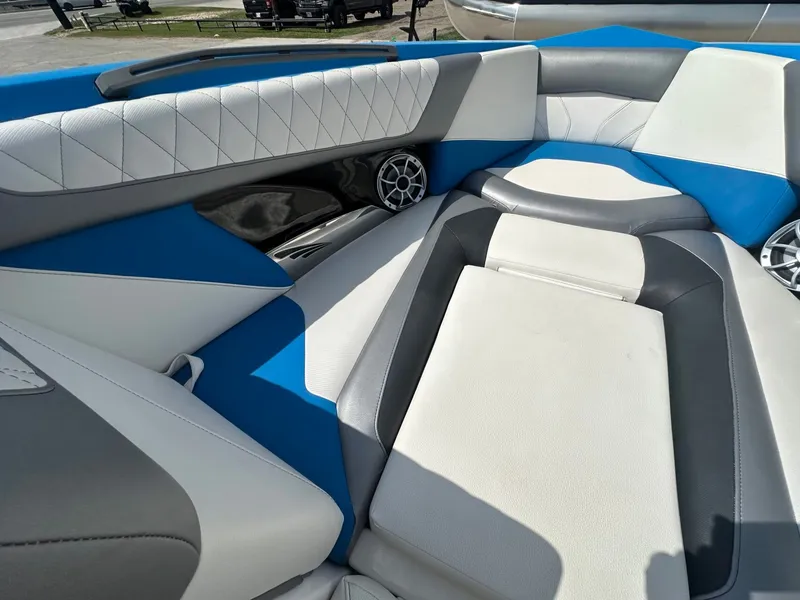 Slide: The Image of Tigé Z3 2016 - 19