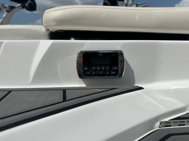 Slide: The Image of Tigé Z3 2016 - 31