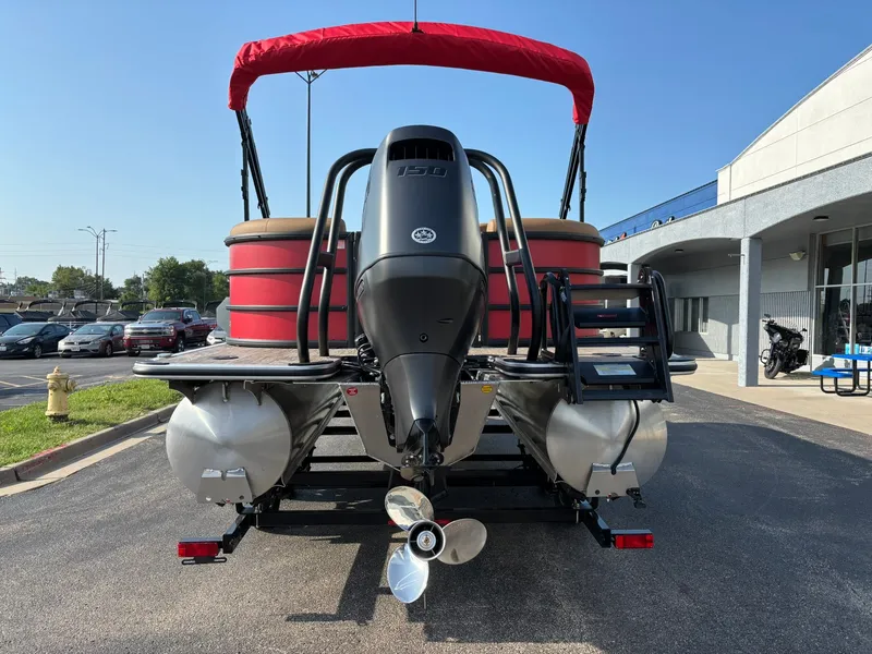 Slide: The Image of Bentley Pontoons 223 LEGACY NAVIGATOR 2027 - 8