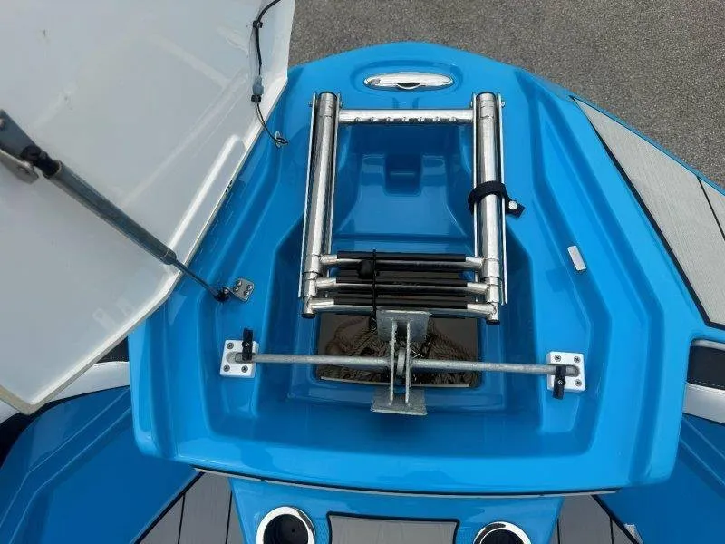 Slide: The Image of Yamaha 255XD 2021 - 24